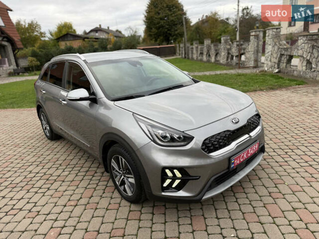 Киа Niro 2020 в Калуше на Automoto.ua Серый Киа Niro, объемом двигателя 1.58 л и пробегом 102 тыс. км за 19600 $, фото 8 на Automoto.ua