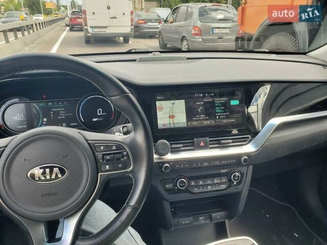 Кіа Niro 2020 у Києві на Automoto.ua Сірий Кіа Niro, об'ємом двигуна 0 л та пробігом 58 тис. км за 24000 $, фото 14 на Automoto.ua