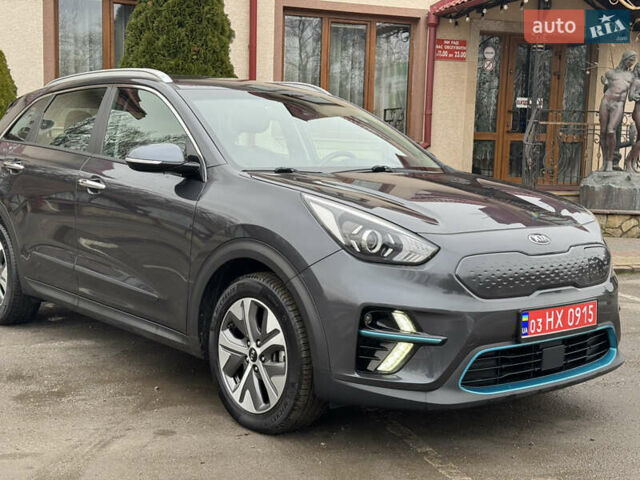 Серый Киа Niro, объемом двигателя 0 л и пробегом 158 тыс. км за 17750 $, фото 15 на Automoto.ua