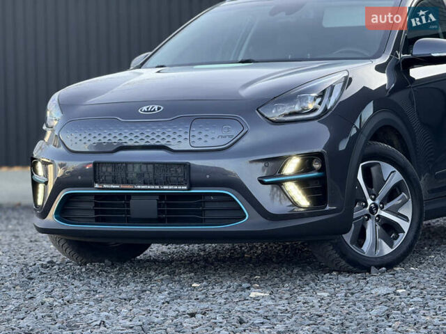 Сірий Кіа Niro, об'ємом двигуна 0 л та пробігом 102 тис. км за 18900 $, фото 9 на Automoto.ua