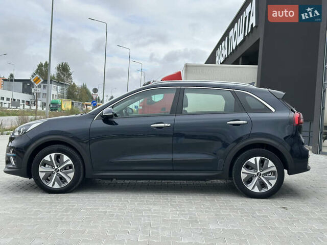 Серый Киа Niro, объемом двигателя 0 л и пробегом 128 тыс. км за 19400 $, фото 14 на Automoto.ua