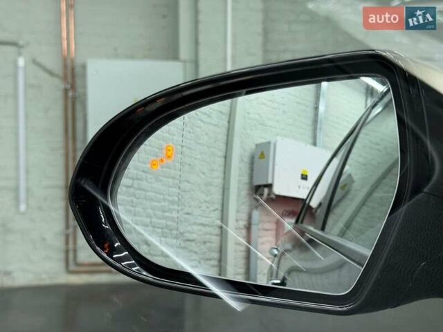 Серый Киа Niro, объемом двигателя 0 л и пробегом 153 тыс. км за 18558 $, фото 8 на Automoto.ua