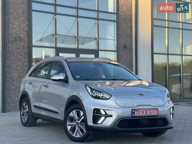 Серый Киа Niro, объемом двигателя 0 л и пробегом 139 тыс. км за 17699 $, фото 18 на Automoto.ua