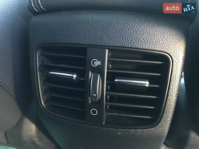 Серый Киа Niro, объемом двигателя 0 л и пробегом 90 тыс. км за 19900 $, фото 27 на Automoto.ua