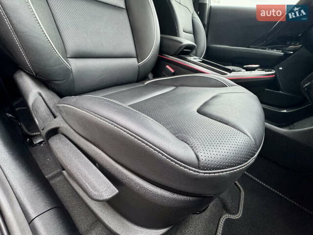 Серый Киа Niro, объемом двигателя 0 л и пробегом 109 тыс. км за 20500 $, фото 29 на Automoto.ua