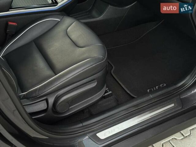 Сірий Кіа Niro, об'ємом двигуна 0 л та пробігом 135 тис. км за 17500 $, фото 59 на Automoto.ua