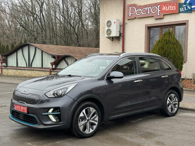 Серый Киа Niro, объемом двигателя 0 л и пробегом 158 тыс. км за 17750 $, фото 7 на Automoto.ua
