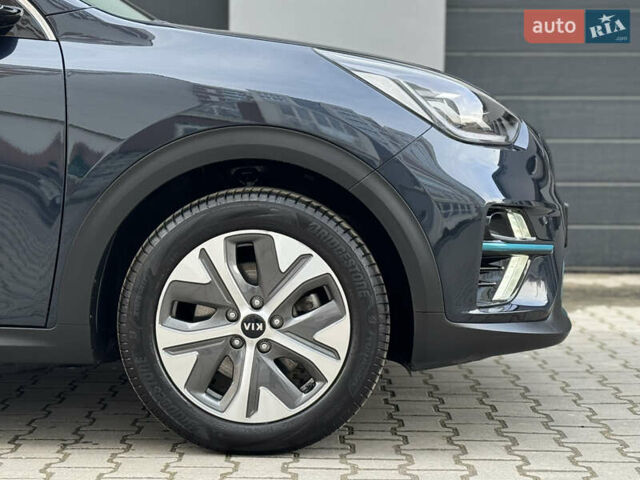 Серый Киа Niro, объемом двигателя 0 л и пробегом 156 тыс. км за 18500 $, фото 17 на Automoto.ua