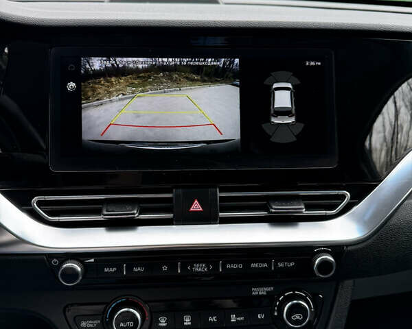 Серый Киа Niro, объемом двигателя 0 л и пробегом 120 тыс. км за 19750 $, фото 31 на Automoto.ua