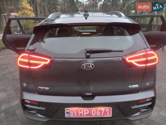 Киа Niro 2020 в Ирпене на Automoto.ua Серый Киа Niro, объемом двигателя 0 л и пробегом 99 тыс. км за 20490 $, фото 27 на Automoto.ua