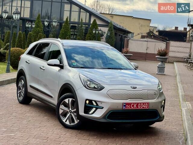 Сірий Кіа Niro, об'ємом двигуна 0 л та пробігом 118 тис. км за 19300 $, фото 40 на Automoto.ua