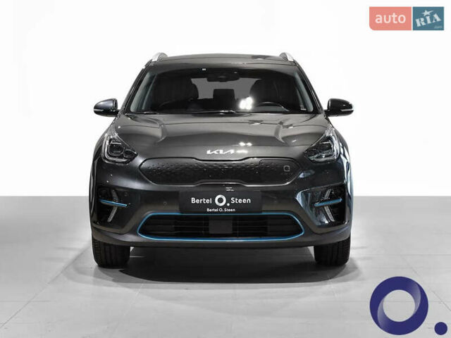Серый Киа Niro, объемом двигателя 0 л и пробегом 146 тыс. км за 20747 $, фото 2 на Automoto.ua