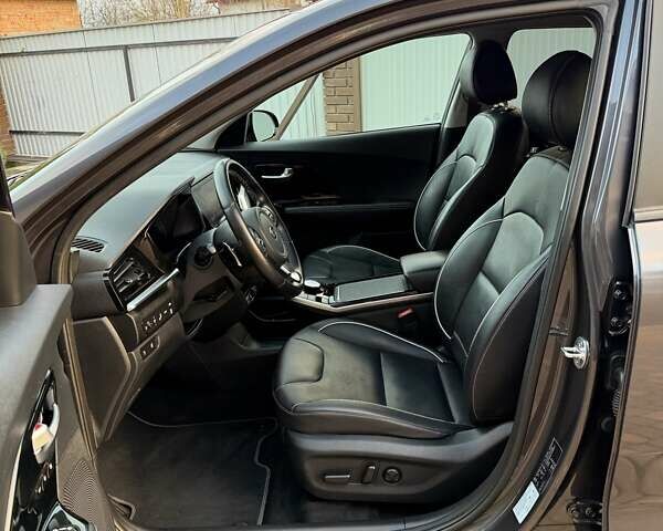 Сірий Кіа Niro, об'ємом двигуна 0 л та пробігом 118 тис. км за 20499 $, фото 39 на Automoto.ua