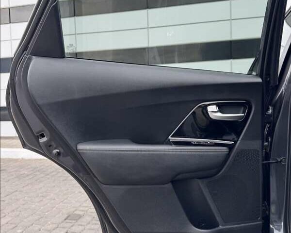 Серый Киа Niro, объемом двигателя 0 л и пробегом 147 тыс. км за 18800 $, фото 36 на Automoto.ua