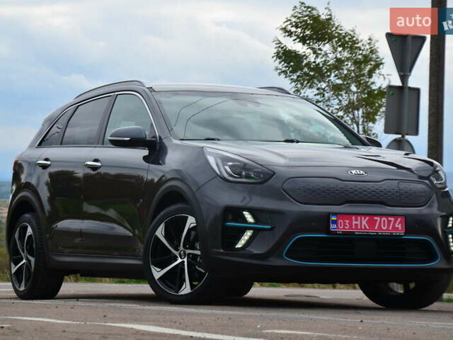 Серый Киа Niro, объемом двигателя 0 л и пробегом 77 тыс. км за 19950 $, фото 21 на Automoto.ua