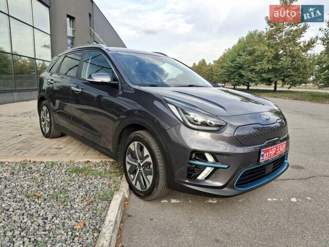 Сірий Кіа Niro, об'ємом двигуна 0 л та пробігом 126 тис. км за 20900 $, фото 1 на Automoto.ua