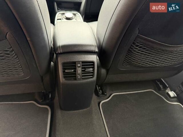 Сірий Кіа Niro, об'ємом двигуна 0 л та пробігом 71 тис. км за 21999 $, фото 64 на Automoto.ua