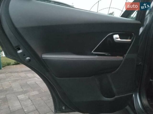 Киа Niro 2020 в Ирпене на Automoto.ua Серый Киа Niro, объемом двигателя 0 л и пробегом 99 тыс. км за 20490 $, фото 35 на Automoto.ua