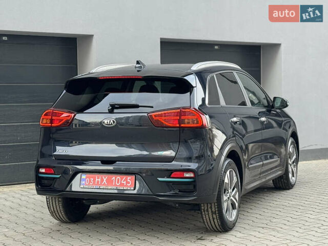 Серый Киа Niro, объемом двигателя 0 л и пробегом 156 тыс. км за 18500 $, фото 21 на Automoto.ua