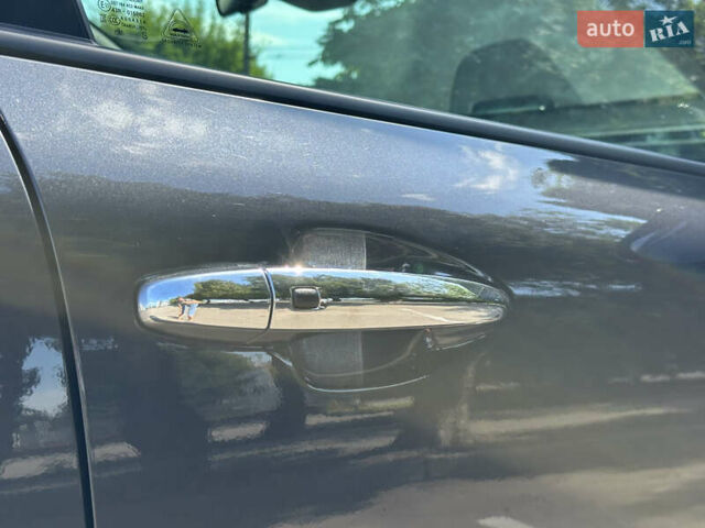 Сірий Кіа Niro, об'ємом двигуна 0 л та пробігом 143 тис. км за 17900 $, фото 70 на Automoto.ua