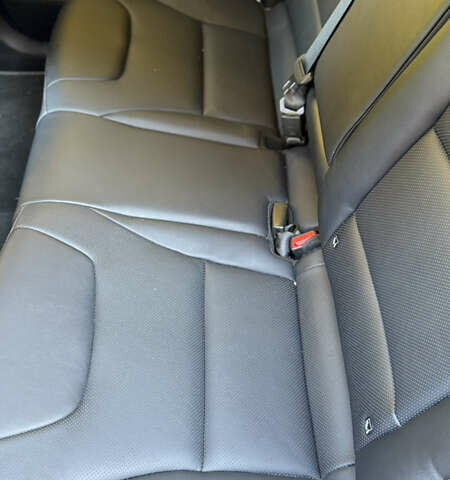 Сірий Кіа Niro, об'ємом двигуна 0 л та пробігом 115 тис. км за 21913 $, фото 17 на Automoto.ua