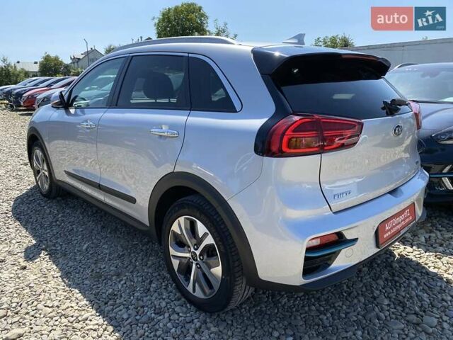 Серый Киа Niro, объемом двигателя 0 л и пробегом 58 тыс. км за 23200 $, фото 15 на Automoto.ua