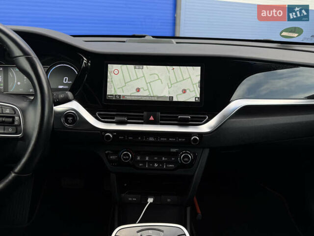 Кіа Niro 2020 у Рівному на Automoto.ua Сірий Кіа Niro, об'ємом двигуна 0 л та пробігом 138 тис. км за 19500 $, фото 11 на Automoto.ua