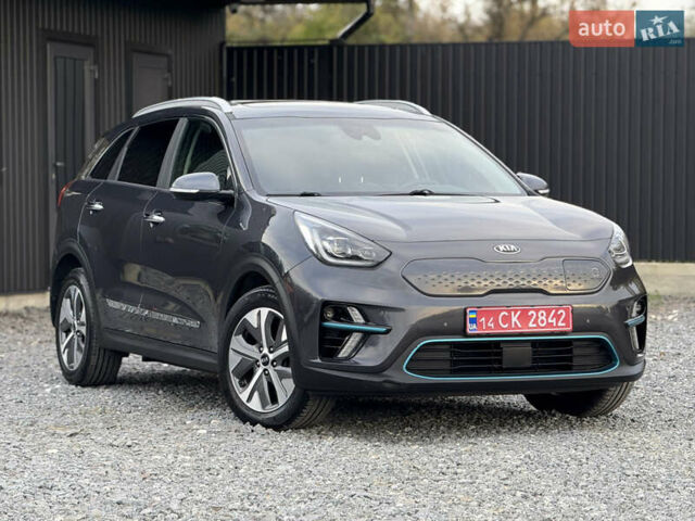 Киа Niro 2020 в Дрогобыче на Automoto.ua Серый Киа Niro, объемом двигателя 0 л и пробегом 140 тыс. км за 19299 $, фото 9 на Automoto.ua