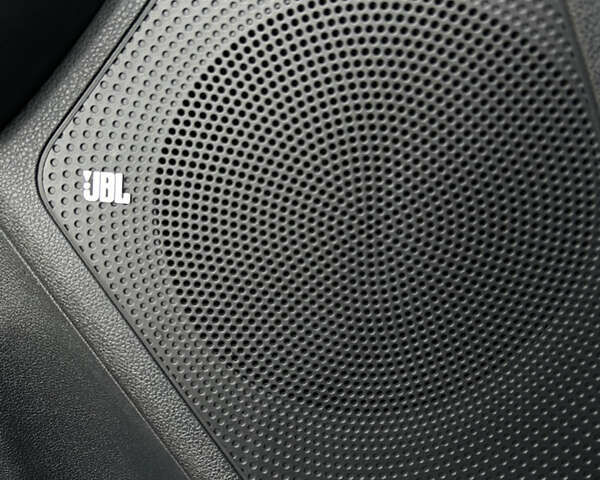 Сірий Кіа Niro, об'ємом двигуна 0 л та пробігом 113 тис. км за 19580 $, фото 27 на Automoto.ua