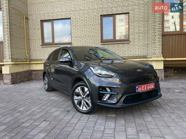 Серый Киа Niro, объемом двигателя 0 л и пробегом 125 тыс. км за 19250 $, фото 7 на Automoto.ua