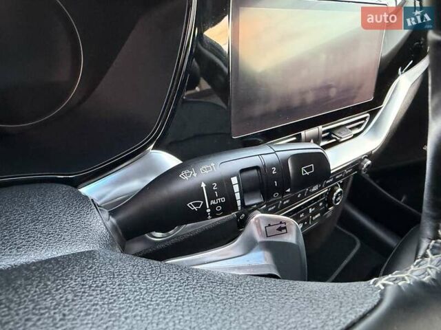 Сірий Кіа Niro, об'ємом двигуна 0 л та пробігом 118 тис. км за 20499 $, фото 48 на Automoto.ua