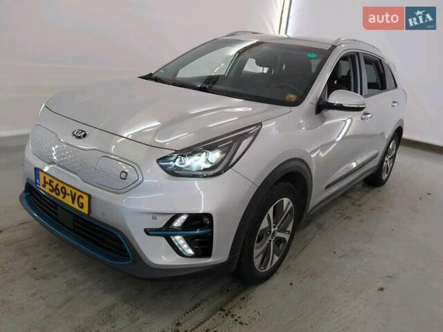 Сірий Кіа Niro, об'ємом двигуна 0 л та пробігом 71 тис. км за 21999 $, фото 109 на Automoto.ua