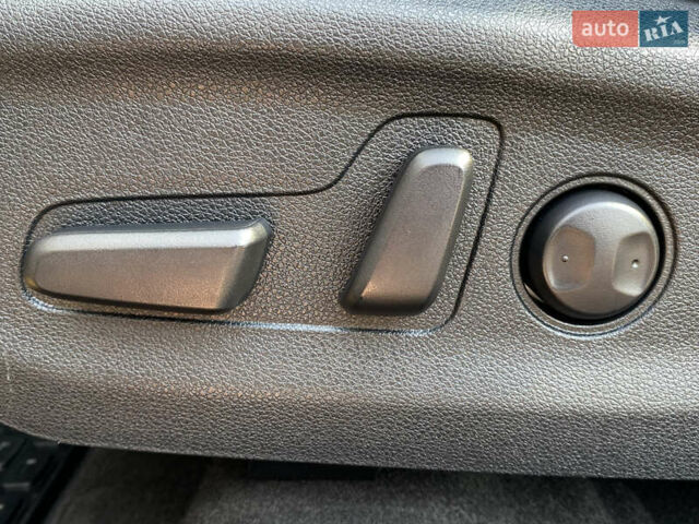 Киа Niro 2020 в Львове на Automoto.ua Серый Киа Niro, объемом двигателя 0 л и пробегом 116 тыс. км за 20800 $, фото 12 на Automoto.ua