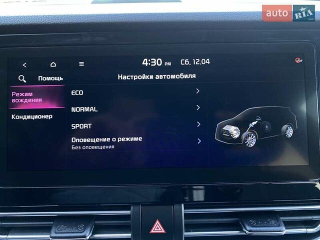 Серый Киа Niro, объемом двигателя 0 л и пробегом 101 тыс. км за 21300 $, фото 65 на Automoto.ua