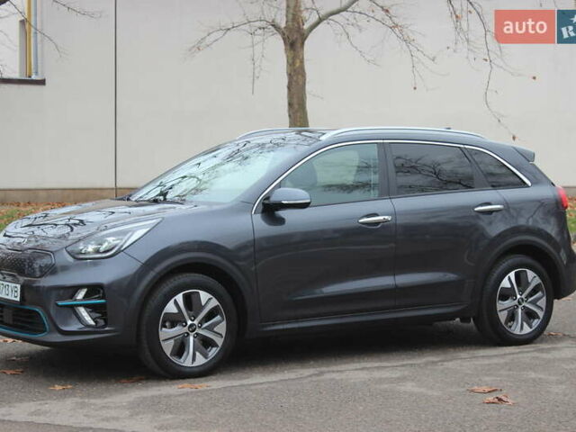 Сірий Кіа Niro, об'ємом двигуна 0 л та пробігом 74 тис. км за 19990 $, фото 1 на Automoto.ua