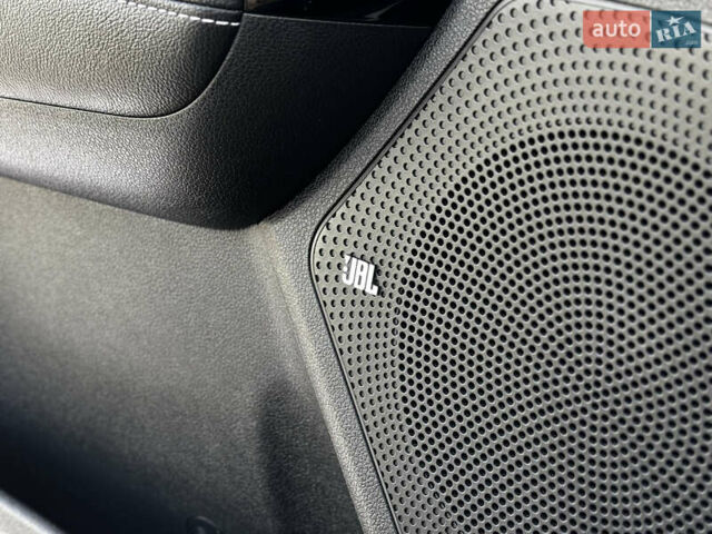 Серый Киа Niro, объемом двигателя 0 л и пробегом 110 тыс. км за 21200 $, фото 27 на Automoto.ua