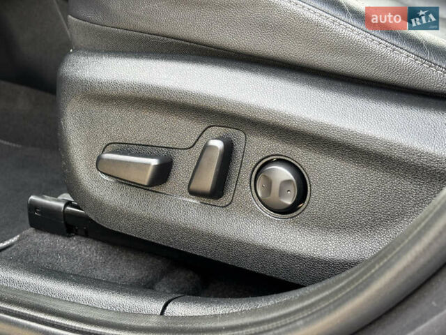 Серый Киа Niro, объемом двигателя 0 л и пробегом 110 тыс. км за 21200 $, фото 28 на Automoto.ua