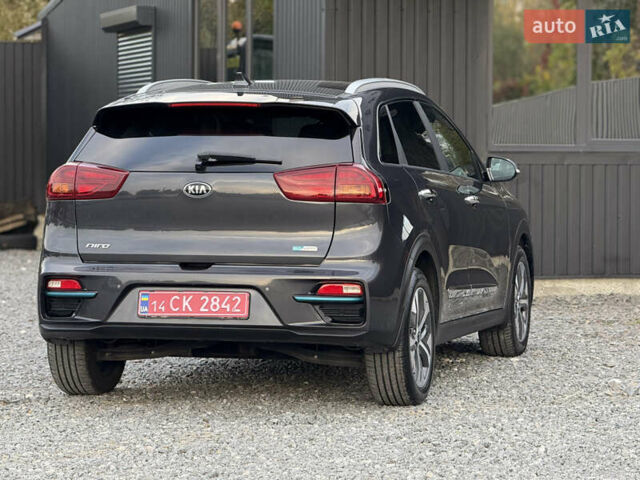 Киа Niro 2020 в Дрогобыче на Automoto.ua Серый Киа Niro, объемом двигателя 0 л и пробегом 140 тыс. км за 19299 $, фото 15 на Automoto.ua