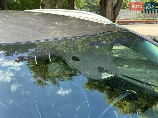 Сірий Кіа Niro, об'ємом двигуна 0 л та пробігом 143 тис. км за 17900 $, фото 13 на Automoto.ua