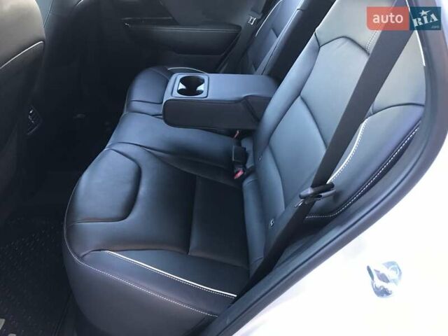 Серый Киа Niro, объемом двигателя 0 л и пробегом 90 тыс. км за 19900 $, фото 24 на Automoto.ua