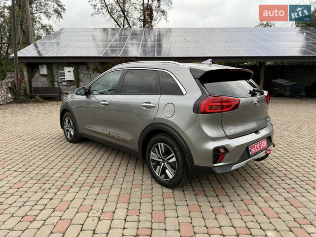 Киа Niro 2020 в Калуше на Automoto.ua Серый Киа Niro, объемом двигателя 1.58 л и пробегом 102 тыс. км за 19600 $, фото 21 на Automoto.ua