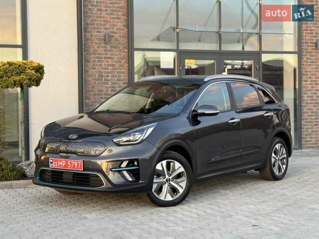 Сірий Кіа Niro, об'ємом двигуна 0 л та пробігом 135 тис. км за 17500 $, фото 6 на Automoto.ua