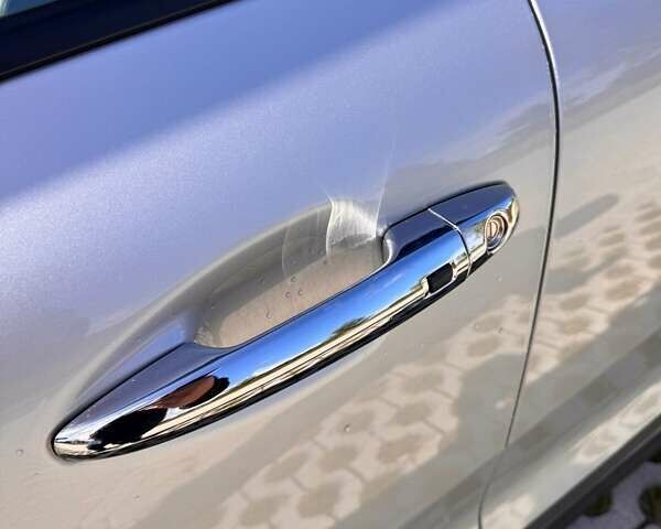 Сірий Кіа Niro, об'ємом двигуна 0 л та пробігом 74 тис. км за 20500 $, фото 9 на Automoto.ua