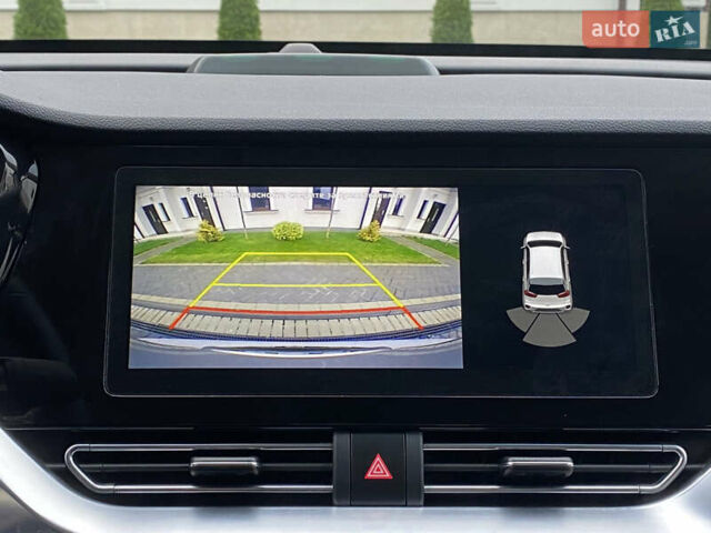 Сірий Кіа Niro, об'ємом двигуна 0 л та пробігом 63 тис. км за 20899 $, фото 37 на Automoto.ua