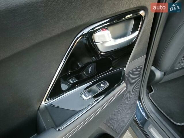 Сірий Кіа Niro, об'ємом двигуна 0 л та пробігом 96 тис. км за 16900 $, фото 11 на Automoto.ua