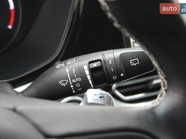 Сірий Кіа Niro, об'ємом двигуна 0 л та пробігом 74 тис. км за 19990 $, фото 37 на Automoto.ua