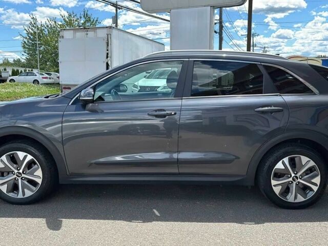 Кіа Niro 2020 у Одесі на Automoto.ua Сірий Кіа Niro, об'ємом двигуна 0 л та пробігом 39 тис. км за 9500 $, фото 3 на Automoto.ua