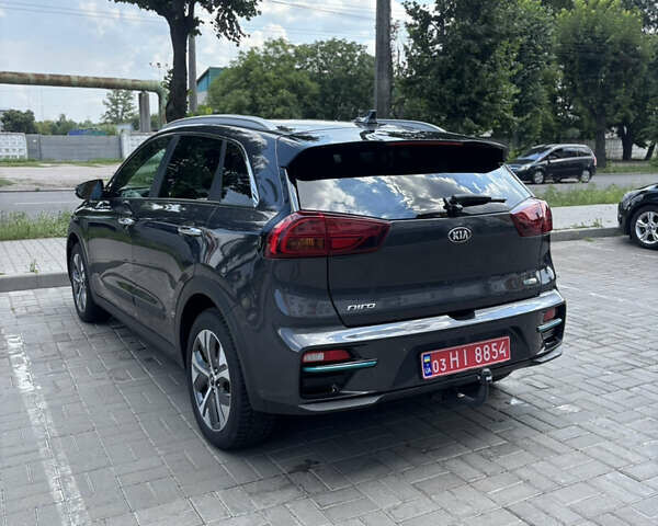 Сірий Кіа Niro, об'ємом двигуна 0 л та пробігом 72 тис. км за 19200 $, фото 9 на Automoto.ua