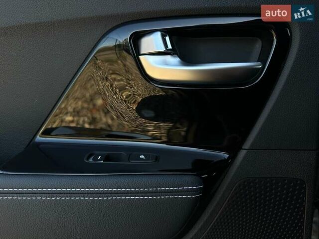 Сірий Кіа Niro, об'ємом двигуна 0 л та пробігом 58 тис. км за 23400 $, фото 83 на Automoto.ua