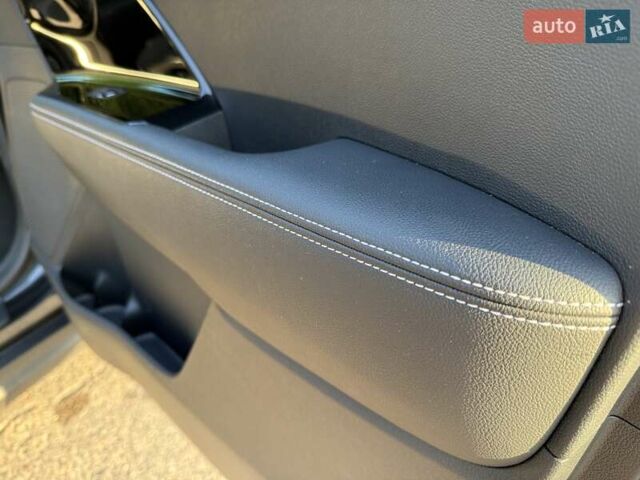 Серый Киа Niro, объемом двигателя 0 л и пробегом 57 тыс. км за 23299 $, фото 34 на Automoto.ua
